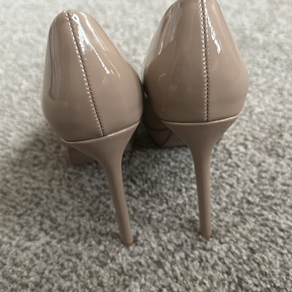 Chinese Laundry Peep Toe 4-inch Platform Shoes - Picture 3 of 6